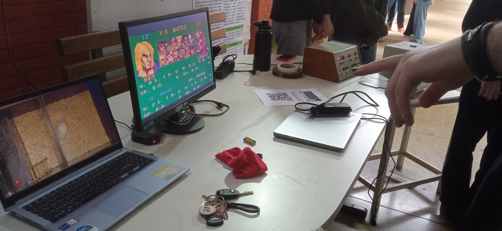CRIACOM 2025 — Demonstração de game design em evento
